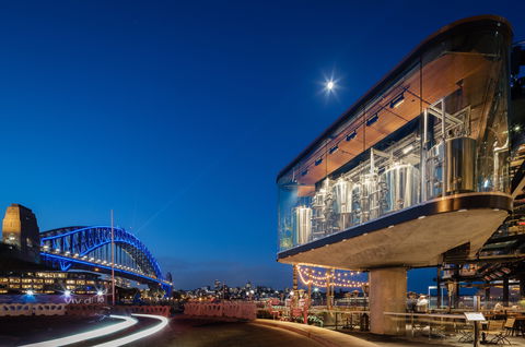 The Squire's Landing - Restaurant Gold Coast 2