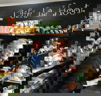 Cafe La Hoot - Restaurant Gold Coast