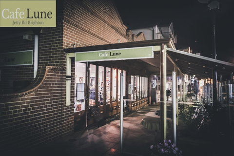 Cafe Lune - Restaurant Gold Coast 1