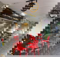 Mon's Ethics Cafe - Restaurant Gold Coast