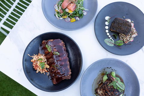 Pavilions Eatery - Restaurant Gold Coast 0