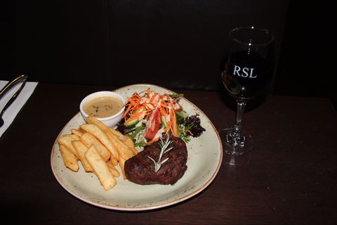 Phillip Island RSL - Restaurant Gold Coast 0
