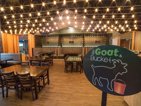 The Goat And Bucket - Restaurant Gold Coast 0