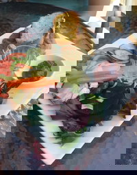 Saint Arnaud Takeaway and Saint Arnaud Restaurant Gold Coast Restaurant Gold Coast