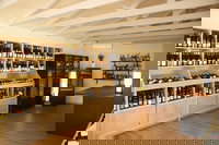 Halls Gap Takeaway and Halls Gap Restaurant Gold Coast Restaurant Gold Coast