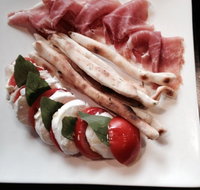 3 Addictions - Restaurant Gold Coast