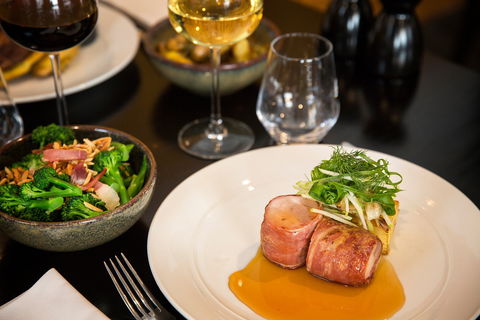 Deco Wine Bar And Restaurant - Restaurant Gold Coast 2