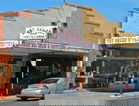 Isher Egless Bakers  Cafe