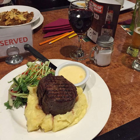 Nags Head Tavern - Restaurant Gold Coast 0