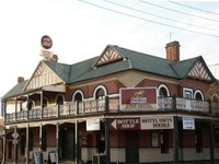 Rutherglen Takeaway and Rutherglen Restaurant Gold Coast Restaurant Gold Coast