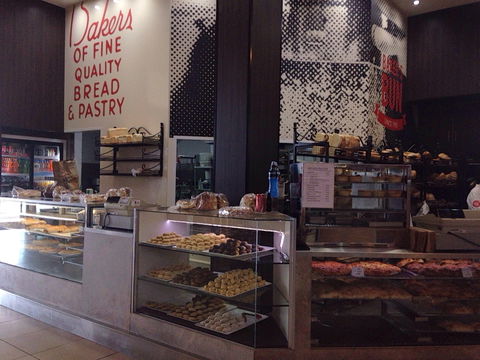 Baker's Bun - Restaurant Gold Coast 0