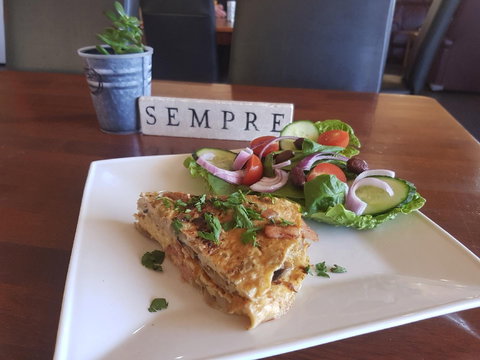 Caffe Sempre - Restaurant Gold Coast 0