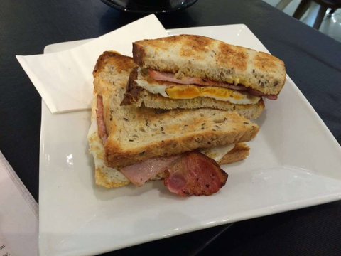 Cafe Di Centro - Restaurant Gold Coast 0