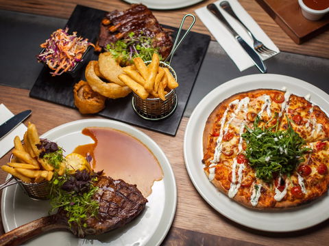 Collegians - Restaurant Gold Coast 0