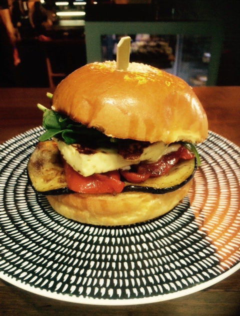 Local Bean @ Knightsbridge - Restaurant Gold Coast 0