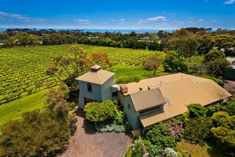 Curlewis Winery - Restaurant Gold Coast 1