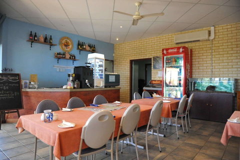 Golden Ponds Bar, Restaurant & Function Centre - Restaurant Gold Coast 0