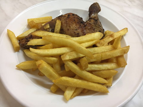 Northcote Plaza Charcoal Chicken - Restaurant Gold Coast 0