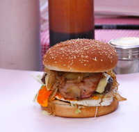 Paul's Famous Hamburgers - Sylvania - Restaurant Gold Coast
