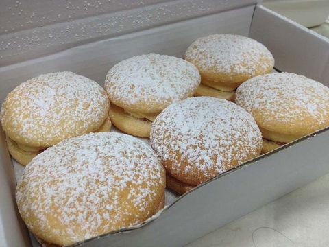 Pusey's Puffs - Restaurant Gold Coast 0