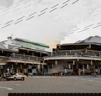 Commercial Hotel Morpeth - Restaurant Gold Coast