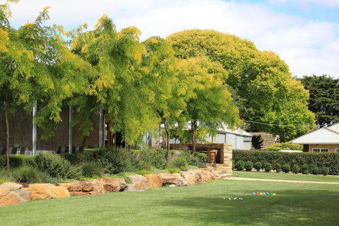 Howard Vineyard - Clover + Stone Resturant - Restaurant Gold Coast 2