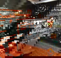 Pizza Capers - Chatswood - Springwood - Restaurant Gold Coast