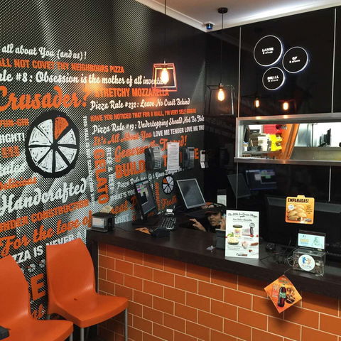 Pizza Capers - Chatswood - Springwood - Restaurant Gold Coast 0