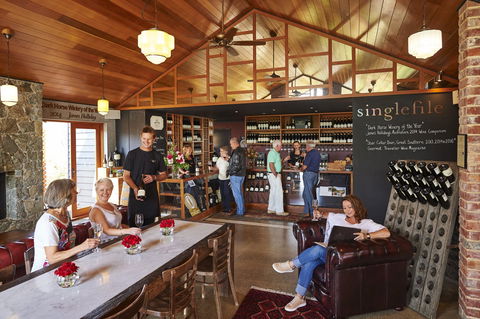Singlefile Wines - Restaurant Gold Coast 2