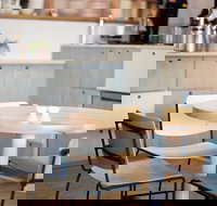 Walk Don't Run - Restaurant Gold Coast