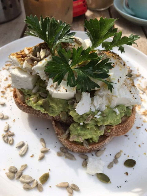 Monty’s Cafe Scarborough Beach - Restaurant Gold Coast 0