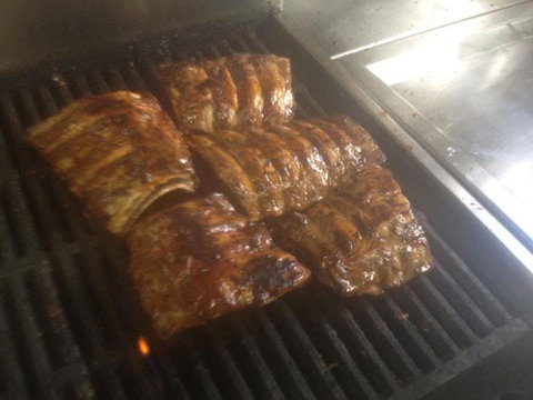 Sinner's Pizza Pasta And Ribs - Restaurant Gold Coast 0