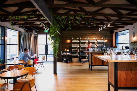 Giant Steps Cellar Door - Restaurant Gold Coast 1