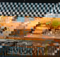 Seven Creeks Hotel - Restaurant Gold Coast