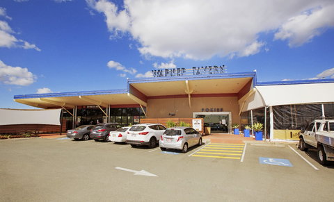 Warner Tavern - Restaurant Gold Coast 0