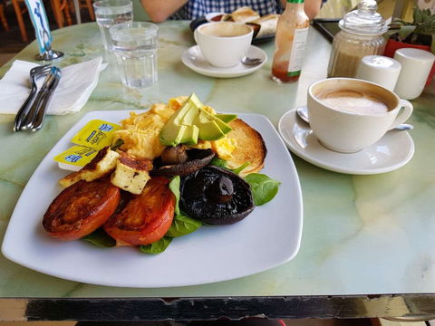 Blue Ginger Fine Foods & Cafe - Restaurant Gold Coast 0