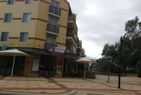 Graces Delight - Joondalup - Restaurant Gold Coast 0