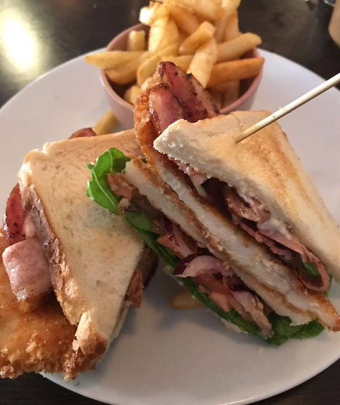 Just A Little Cafe - Restaurant Gold Coast 0