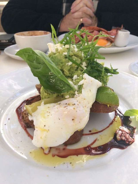 Lily's Pad Cafe - Restaurant Gold Coast 0