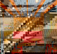 Ruby Chews Burgers and Shakes - Restaurant Gold Coast