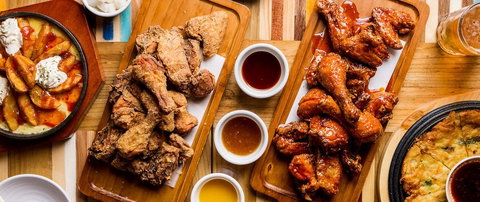 The Outpost Retreat & Toolshed Bar - Restaurant Gold Coast 0