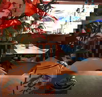 White Rabbit Record Bar - Restaurant Gold Coast