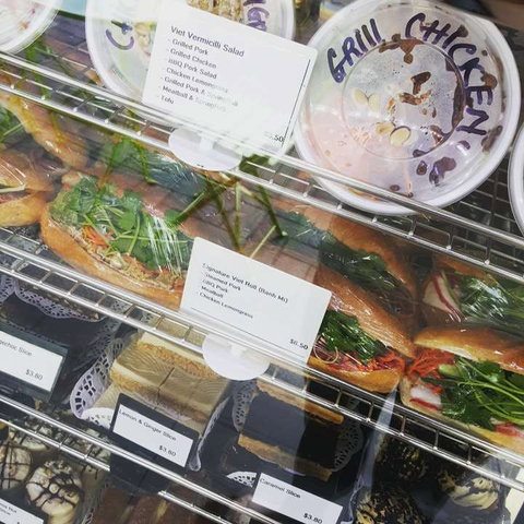 Banh Mi & Rolls - Everton Park - Restaurant Gold Coast 0