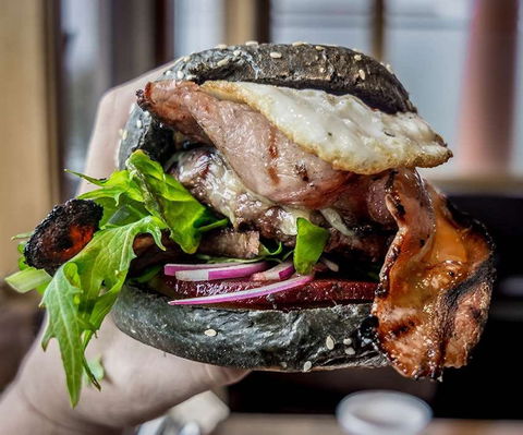 Burger Bar At The Knickerbocker - Restaurant Gold Coast 0