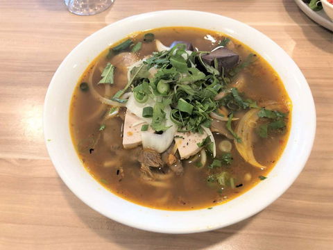 Quan Lua - Restaurant Gold Coast 0