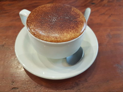 Crema Lovers Cafe - Restaurant Gold Coast 1