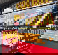 Bruces Ozzie Pizza - Restaurant Gold Coast