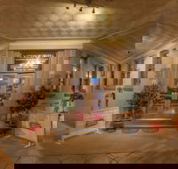 Miles Windsor Hotel - Restaurant Gold Coast