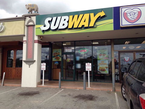 Subway - Innaloo - Restaurant Gold Coast 0