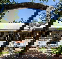 Herveys Range Heritage Tea Rooms - Restaurant Gold Coast